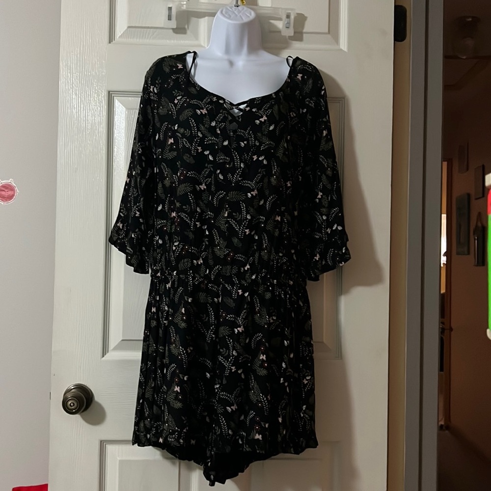 Beautiful quarter length sleeve romper
